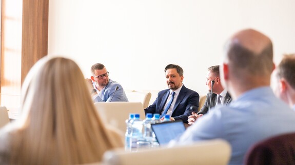 Spotkanie w formule okrągłego stołu pt.: &bdquo;Prawo blisko obywatela - Punkt RPO na Wydziale Prawa UwB jako przestrzeń wsp&oacute;łpracy, edukacji i dobrej administracji&rdquo; na Wydziale Prawa UwB (foto: Bartłomiej Gawron)