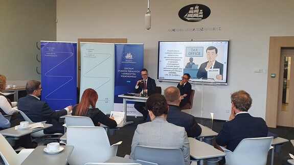 Udział przedstawicieli Wydziału Prawa UwB w konferencji "Mediacja w prawie podatkowym - w poszukiwaniu r&oacute;wnowagi między interesem publicznym a ważnym interesem podatnika"