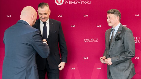 Prof. dr hab. Maciej Perkowski z Wydziału Prawa Uniwersytetu w Białymstoku z Odznaką Honorową Wojew&oacute;dztwa Podlaskiego!