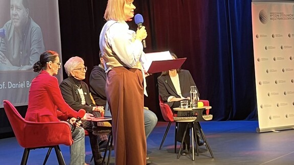 &bdquo;Radykalizacja na sterydach. Totalitaryzmy a media w czasach AI&rdquo; - debata w Uniwersyteckim Centrum Kultury i Nauki wsp&oacute;łorganizowana przez Wydział Prawa UwB - foto: Fundacja Aktywna Demokracja