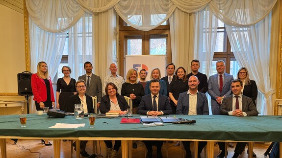 Udział pracowników Katedry Prawa Konstytucyjnego w Międzynarodowym Otwartym Seminarium „Unwritten Constitutionalism”