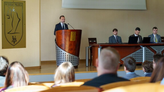 Trwa konferencja naukowa „80 lat po zakończeniu II wojny światowej. Prawo i polityka w obliczu globalnych przemian”