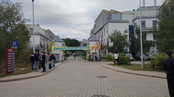 Tłumy na stoisku Wydziału Prawa na Białostockim Salonie Maturzystów "Perspektywy"