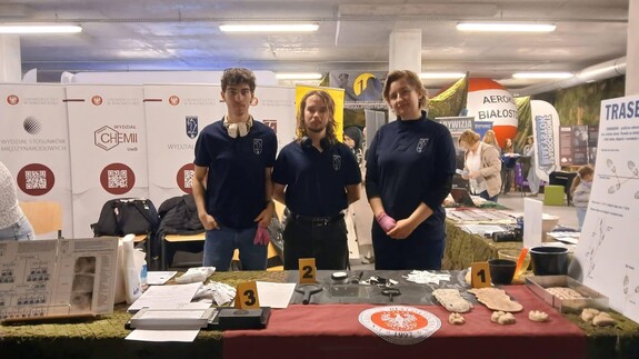 Wydział Prawa UwB na Wojskowych Targ&oacute;w Służby i Pracy