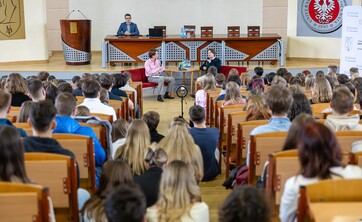 Zapowiedź Dnia Otwartego Wydziału Prawa połączonego z obchodami Dnia Edukacji Prawnej - zdjęcie ilustracyjne wykonane w 2025 r. podczas poprzedniej edycji tego wydarzenia 