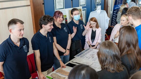 Setki uczni&oacute;w szk&oacute;ł ponadpodstawowych na Dniu Otwartym Wydziału Prawa UwB 2026