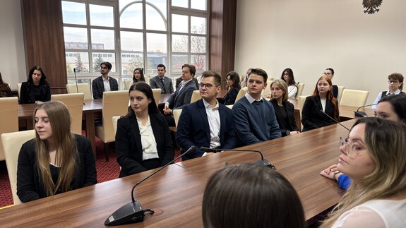 Dyplomy dla studentów najbardziej zaangażowanych w działalność wydziałowych kół naukowych