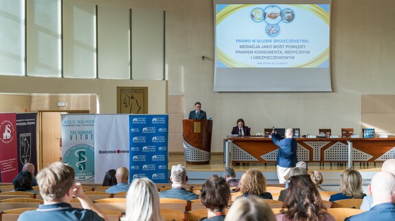 Trwa konferencja „Prawo w służbie społeczeństwa: Mediacja jako most pomiędzy prawem konsumenta, medycznym i ubezpieczeniowym”