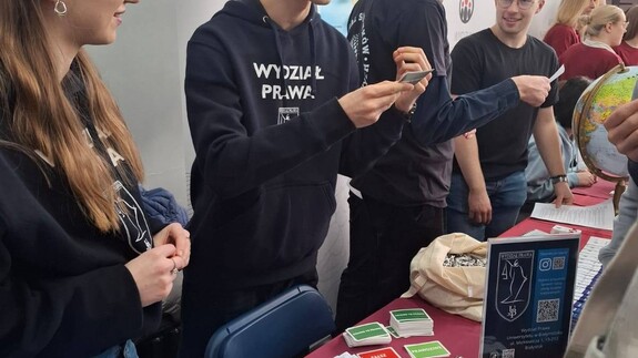 Wydział Prawa UwB na Targach Edukacyjnych w II LO w Białymstoku
