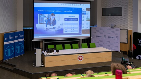 Konferencja &bdquo;Umowa o pracę czy umowa cywilnoprawna? Granice elastyczności zatrudnienia. Rola PIP w ochronie pracownik&oacute;w&rdquo; na Uniwersytecie w Białymstoku