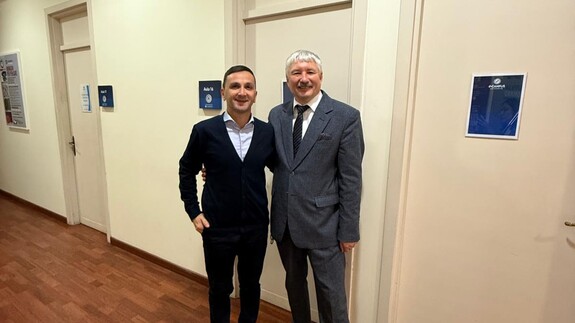 Prof. dr hab. Piotr Niczyporuk na stażu w Uniwersytecie E-Campus w Rzymie