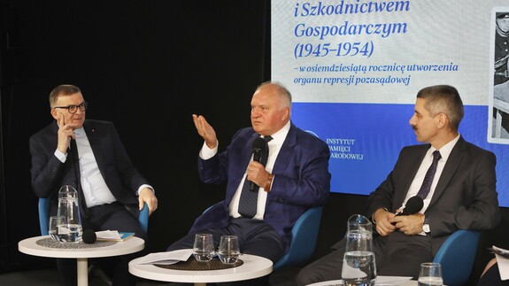 Debata w Centralnym Przystanku Historia IPN im. Prezydenta Lecha Kaczyńskiego w Warszawie z udziałem dr. hab. Piotra Fiedorczyka, prof. uwB