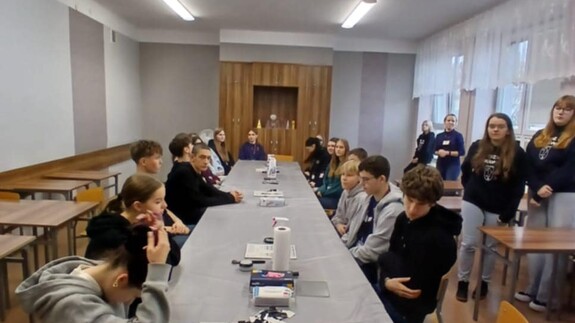 Zajęcia daktyloskopijne w XI LO w Białymstoku