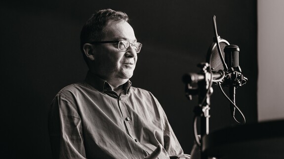 dr hab. Mariusz Mohyluk z Wydziału Prawa UwB, muzyk zespołu The Pioruners (foto: Uniwersytet w Białymstoku)