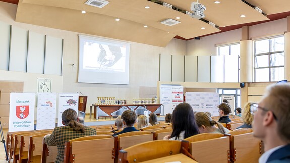 Finał XIII Og&oacute;lnopolskiej Olimpiady Wiedzy o Unii Europejskiej na Wydziale Prawa Uniwersytetu w Białymstoku - fotorelacja