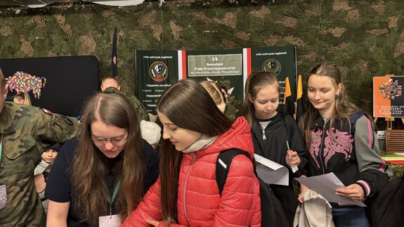 Wydział Prawa UwB na Wojskowych Targ&oacute;w Służby i Pracy