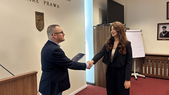 Dyplomy dla studentów najbardziej zaangażowanych w działalność wydziałowych kół naukowych