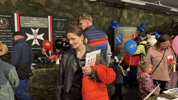 Wydział Prawa UwB na Wojskowych Targ&oacute;w Służby i Pracy