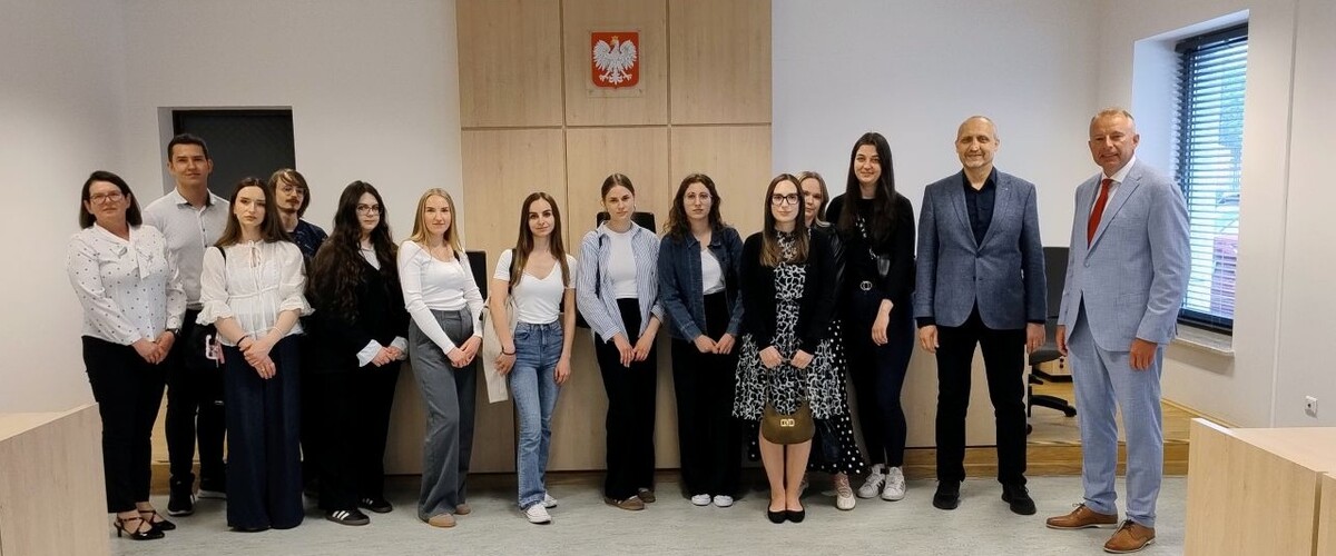 Studenci Wydziału Prawa UwB z wizytą studyjną w Wojewódzkim Sądzie Administracyjnym w Białymstoku
