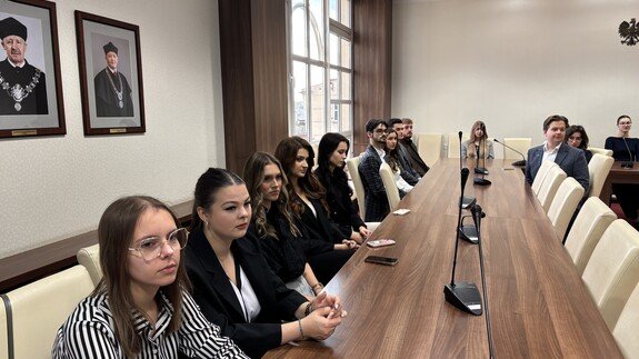 Dyplomy dla studentów najbardziej zaangażowanych w działalność wydziałowych kół naukowych