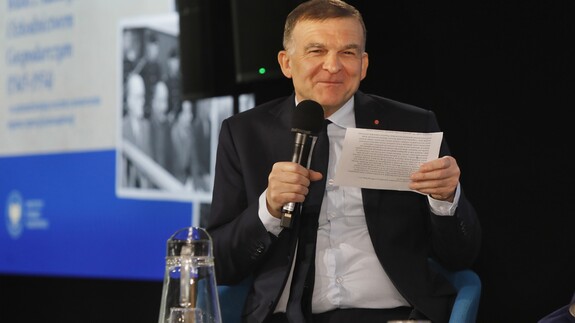 Debata w Centralnym Przystanku Historia IPN im. Prezydenta Lecha Kaczyńskiego w Warszawie z udziałem dr. hab. Piotra Fiedorczyka, prof. uwB