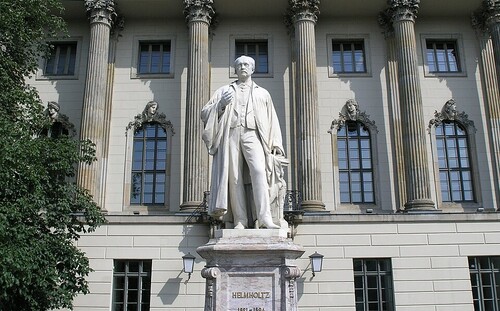 Humboldt University - budynek główny uczelni - foto: Wikipedia