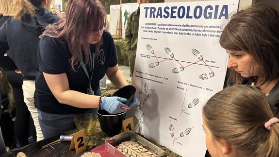 Wydział Prawa UwB na Wojskowych Targ&oacute;w Służby i Pracy