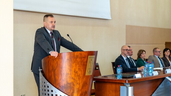 Inauguracja Roku Akademickiego 2026/2027 na Wydziale Prawa Uniwersytetu w Białymstoku. Święto wsp&oacute;lnoty akademickiej, sukces&oacute;w i ambitnych plan&oacute;w na przyszłość