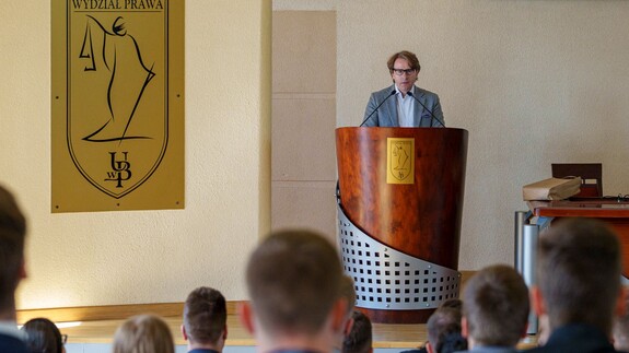 Trwa konferencja naukowa „80 lat po zakończeniu II wojny światowej. Prawo i polityka w obliczu globalnych przemian”