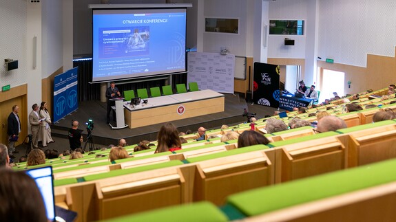 Konferencja &bdquo;Umowa o pracę czy umowa cywilnoprawna? Granice elastyczności zatrudnienia. Rola PIP w ochronie pracownik&oacute;w&rdquo; na Uniwersytecie w Białymstoku