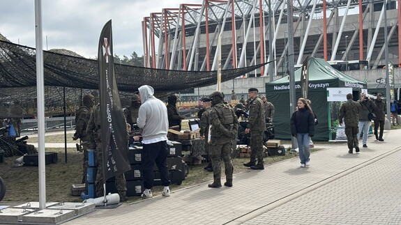Wydział Prawa UwB na Wojskowych Targ&oacute;w Służby i Pracy