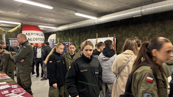 Wydział Prawa UwB na Wojskowych Targ&oacute;w Służby i Pracy