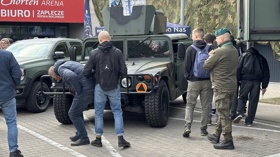 Wydział Prawa UwB na Wojskowych Targ&oacute;w Służby i Pracy