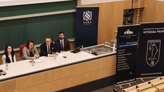 Relacja z panelu dyskusyjnego "Prawnicy na granicy, czyli prawa człowieka w praktyce"