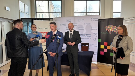 Rektor Uniwersytetu w Białymstoku i Marszałek Wojew&oacute;dztwa Podlaskiego podpisali list intencyjny w sprawie wspierania inicjatywy utworzenia w Białymstoku pełnomocnika terenowego Rzecznika Praw Obywatelskich