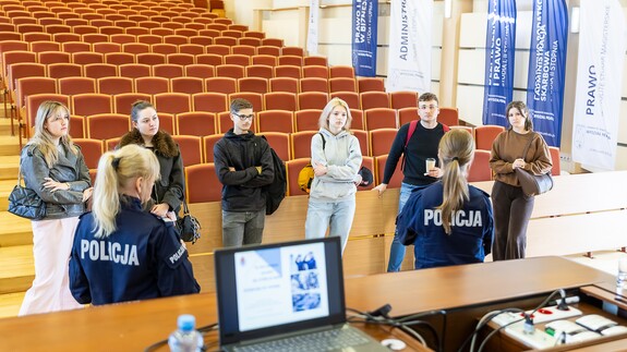 Przedstawiciele Komendy Stołecznej Policji z wizytą na Wydziale Prawa Uniwersytetu w Białymstoku