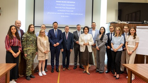 Spotkanie w formule okrągłego stołu pt.: „Prawo blisko obywatela - Punkt RPO na Wydziale Prawa UwB jako przestrzeń współpracy, edukacji i dobrej administracji” na Wydziale Prawa UwB (foto: Bartłomiej Gawron)