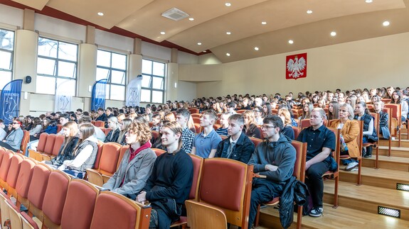 Setki uczni&oacute;w szk&oacute;ł ponadpodstawowych na Dniu Otwartym Wydziału Prawa UwB 2026