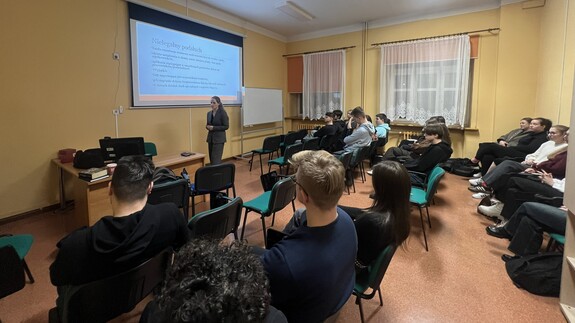 Spotkanie student&oacute;w kierunku Bezpieczeństwo i Prawo z Przedstawicielką Komendy Wojew&oacute;dzkiej Policji w Białymstoku