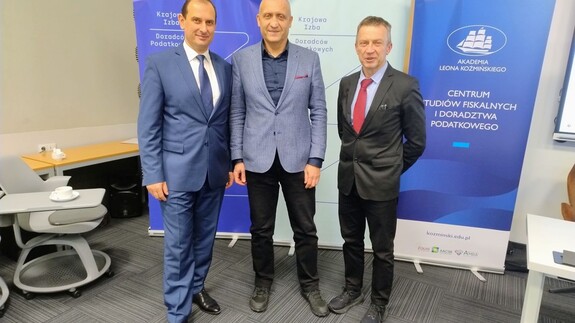Udział przedstawicieli Wydziału Prawa UwB w konferencji "Mediacja w prawie podatkowym - w poszukiwaniu r&oacute;wnowagi między interesem publicznym a ważnym interesem podatnika"