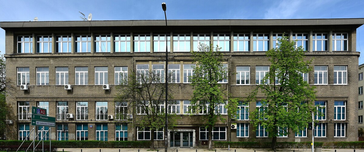 Krajowa Szkoła Administracji Publicznej (foto: Wikipedia)