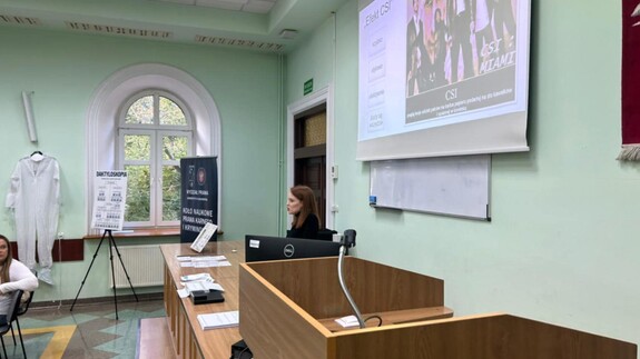 Stoisko daktyloskopijne na wydarzeniu UNISTART 2025