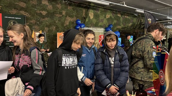 Wydział Prawa UwB na Wojskowych Targ&oacute;w Służby i Pracy