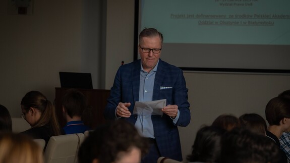 Podnoszenie kompetencji w zakresie stosowania umiejętności miękkich i ADR w praktyce