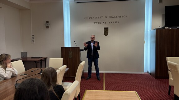 Dyplomy dla studentów najbardziej zaangażowanych w działalność wydziałowych kół naukowych