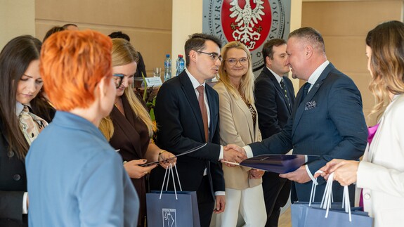Inauguracja Roku Akademickiego 2026/2027 na Wydziale Prawa Uniwersytetu w Białymstoku. Święto wsp&oacute;lnoty akademickiej, sukces&oacute;w i ambitnych plan&oacute;w na przyszłość