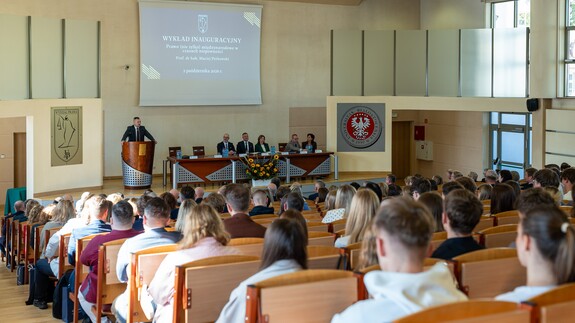 Inauguracja Roku Akademickiego 2026/2027 na Wydziale Prawa Uniwersytetu w Białymstoku. Święto wsp&oacute;lnoty akademickiej, sukces&oacute;w i ambitnych plan&oacute;w na przyszłość