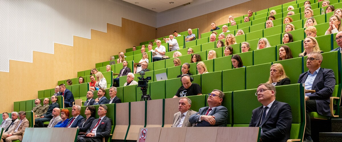 Konferencja „Umowa o pracę czy umowa cywilnoprawna? Granice elastyczności zatrudnienia. Rola PIP w ochronie pracowników” na Uniwersytecie w Białymstoku