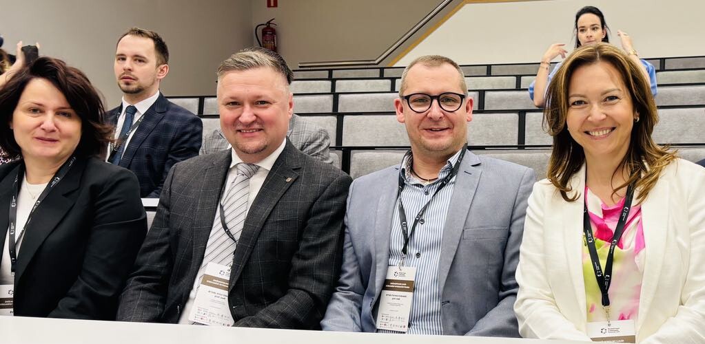 Kolegium Dziekańskie Wydziału Prawa UwB na Ogólnopolskim Zjeździe Dziekanów Wydziałów Prawa na Uniwersytecie SWPS w Warszawie
