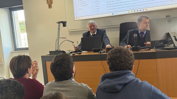 Prof. dr hab. Piotr Niczyporuk na stażu w Uniwersytecie E-Campus w Rzymie